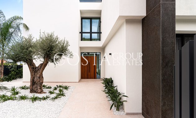 Neue Gebäude - Villa -
La Nucía