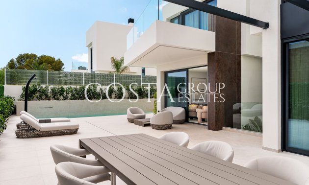 Neue Gebäude - Villa -
La Nucía