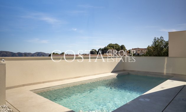 Neue Gebäude - Villa -
Coloma