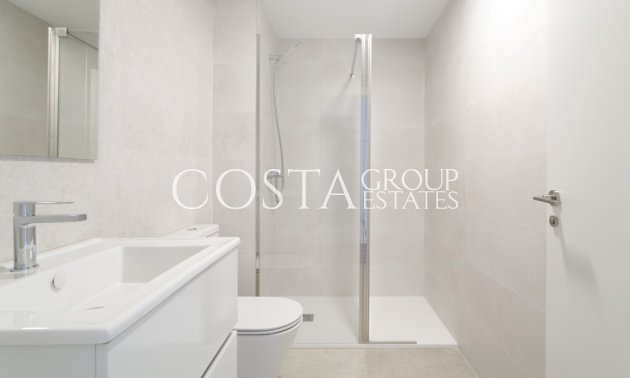 Neue Gebäude - Villa -
Finestrat