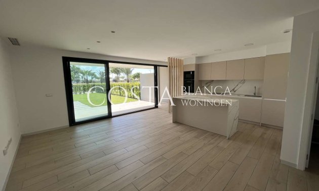Resale - Apartment -
Santa Rosalia
