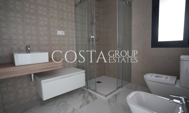 New Build - detached -
Polop