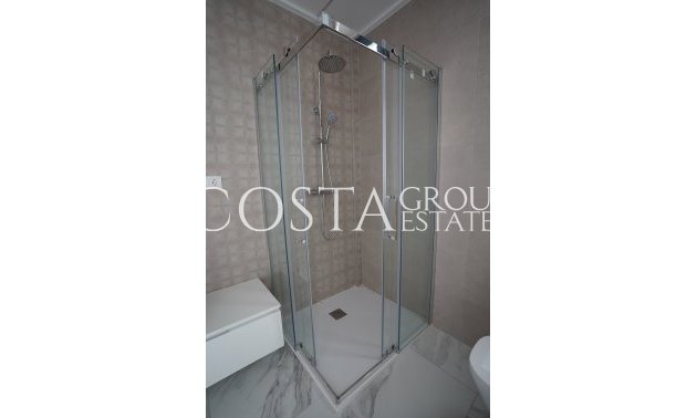 New Build - detached -
Polop