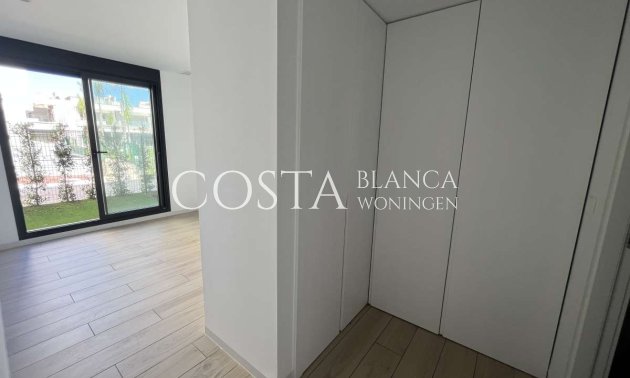 Resale - Apartment -
Santa Rosalia