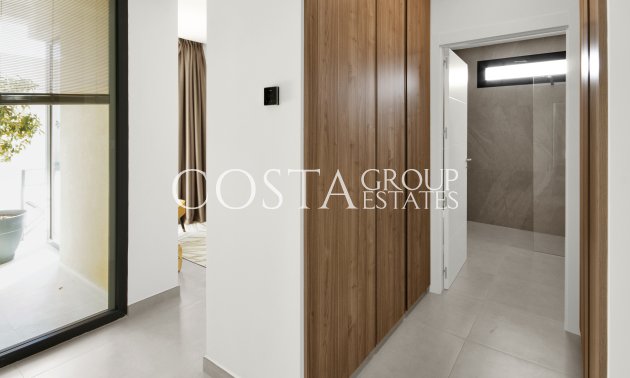 Neue Gebäude - Villa -
Banos y Mendigo - Baños y Mendigo