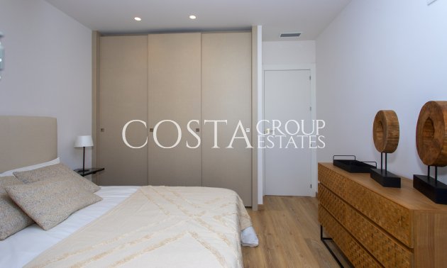 Nowy budynek - Willa -
Monforte del Cid