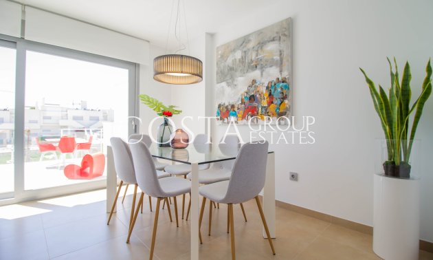 Neue Gebäude - high-bungalow -
Vistabella