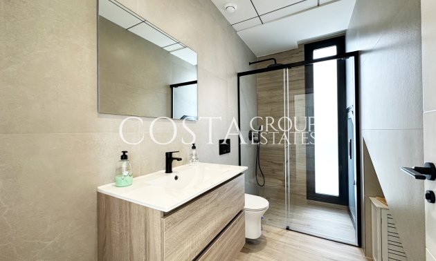 Neue Gebäude - Villa -
Torre de la Horadada