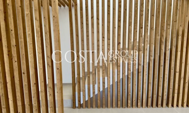 Neue Gebäude - Villa -
Finestrat