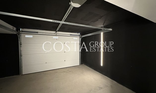 Neue Gebäude - Villa -
Finestrat