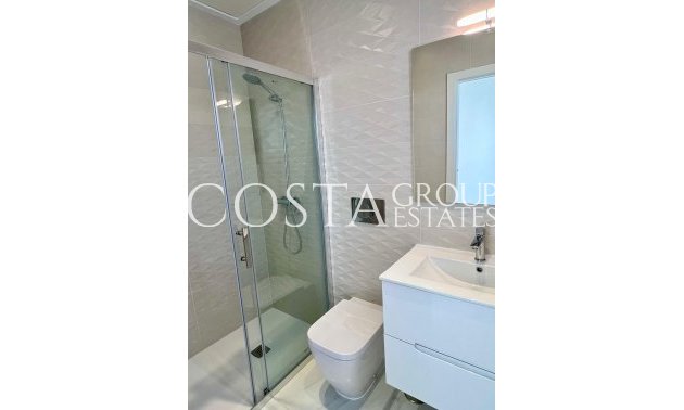 Neue Gebäude - detached -
Polop