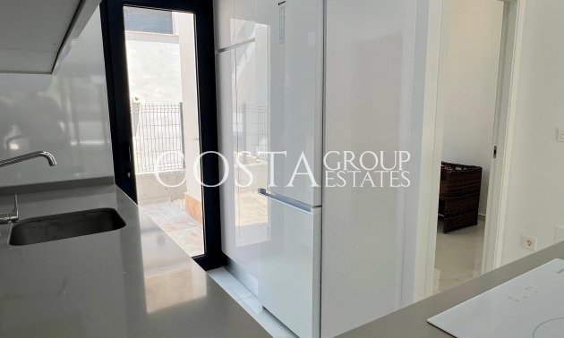 Neue Gebäude - detached -
Polop