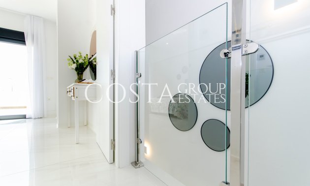 Nowy budynek - Willa -
Orihuela Costa