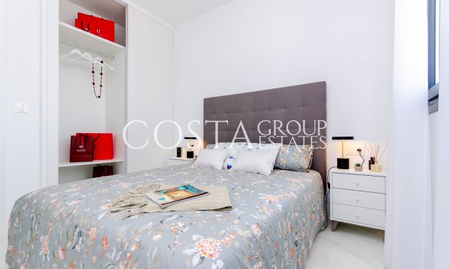 Nowy budynek - Willa -
Orihuela Costa