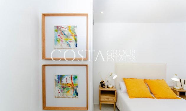 Nowy budynek - Willa -
Orihuela Costa