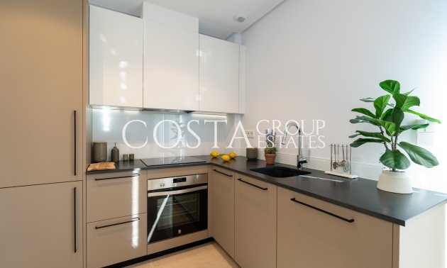 Neue Gebäude - Villa -
Elche - Corte Ingles