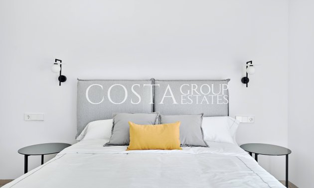 Nowy budynek - detached -
Los Montesinos