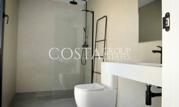 Neue Gebäude - semi-detached -
Polop