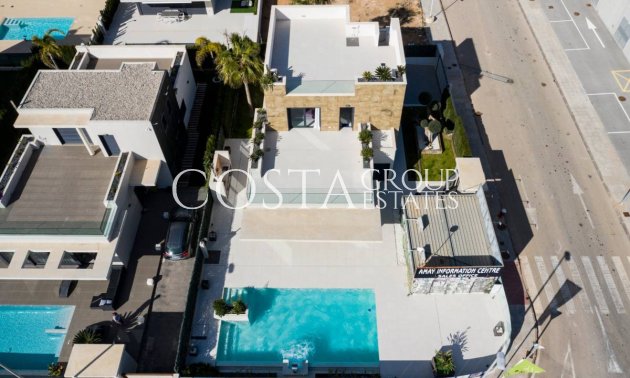 Nowy budynek - Willa -
Orihuela