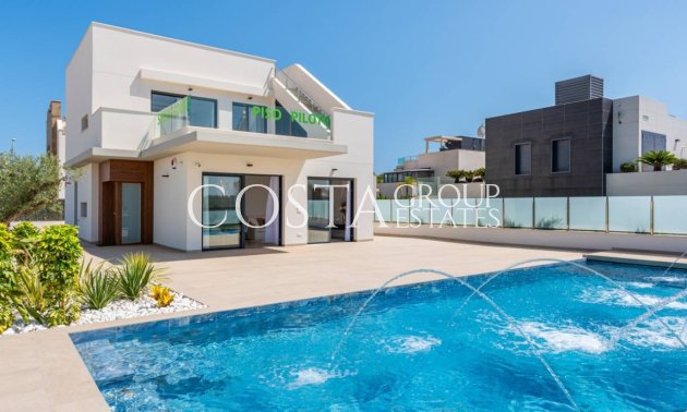 Neue Gebäude - Villa -
Orihuela