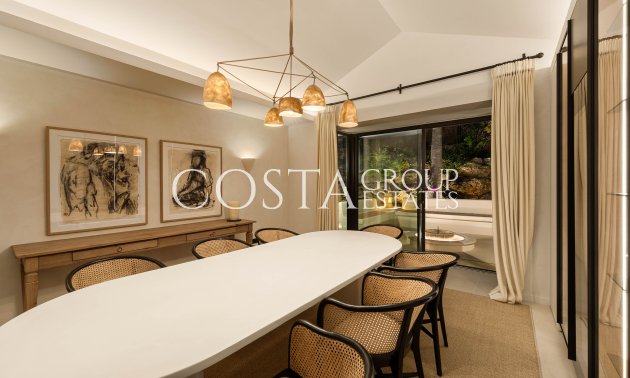 Neue Gebäude - Villa -
Marbella