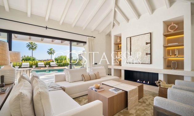 Neue Gebäude - Villa -
Marbella