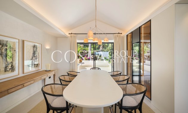 Neue Gebäude - Villa -
Marbella