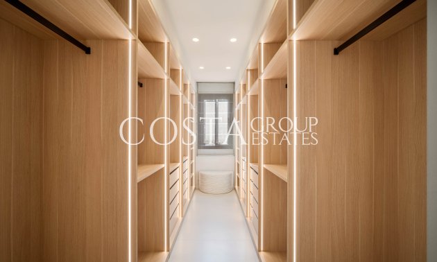 Neue Gebäude - Villa -
Marbella