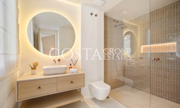 Neue Gebäude - Villa -
Marbella