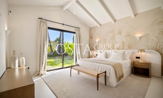 Neue Gebäude - Villa -
Marbella