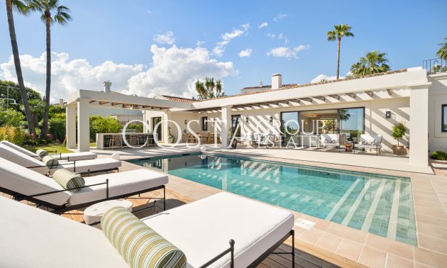 Neue Gebäude - Villa -
Marbella