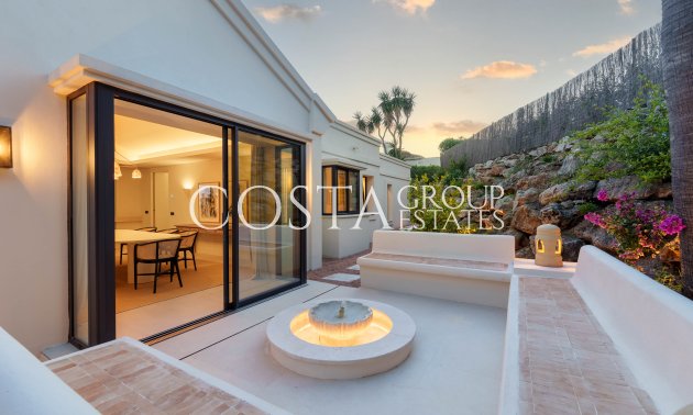 Neue Gebäude - Villa -
Marbella