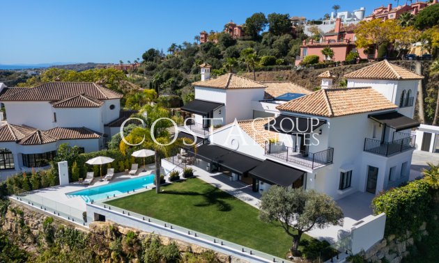 Neue Gebäude - Villa -
Benahavís