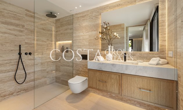 Nowy budynek - Willa -
Marbella