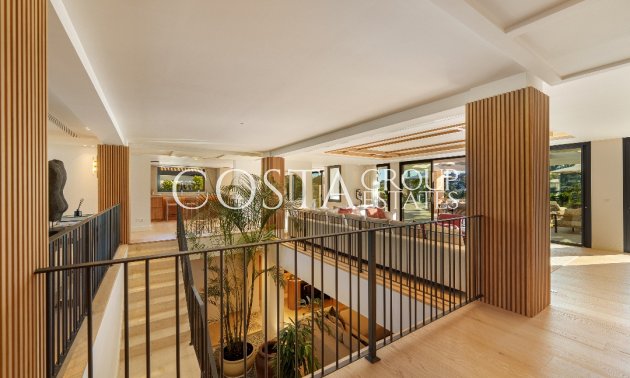 Nowy budynek - Willa -
Marbella