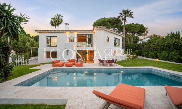 Nowy budynek - Willa -
Marbella