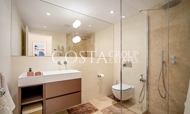 Nowy budynek - Willa -
Marbella