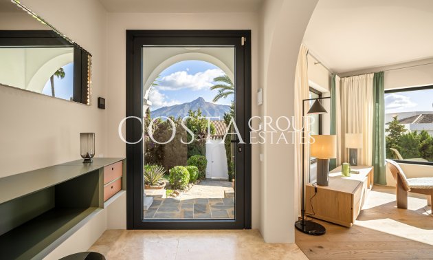 Nowy budynek - Willa -
Marbella