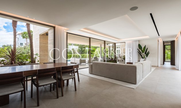 New Build - Villa -
Cortés