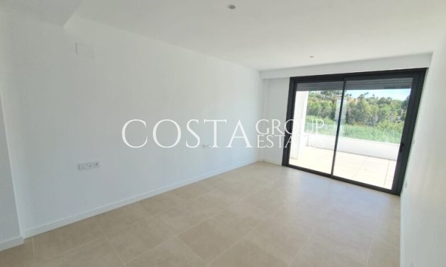 Nowy budynek - Willa -
Manilva