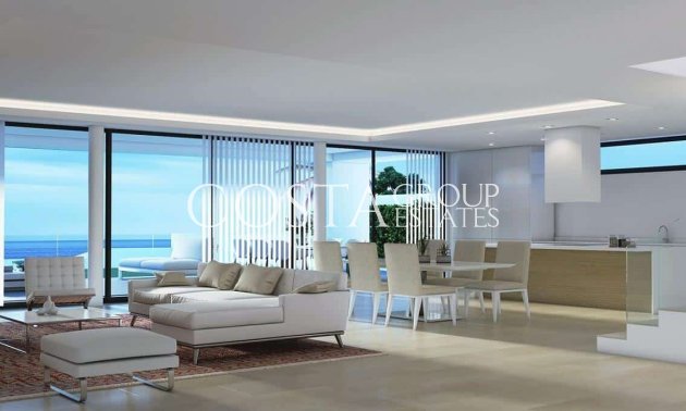 Nowy budynek - Willa -
Manilva