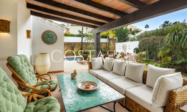 Nouvelle construction - Villa -
Benahavís