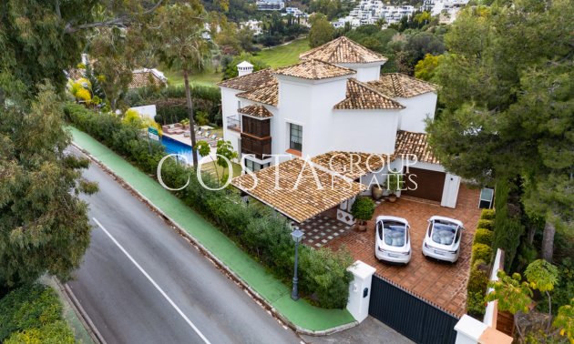 Nouvelle construction - Villa -
Benahavís