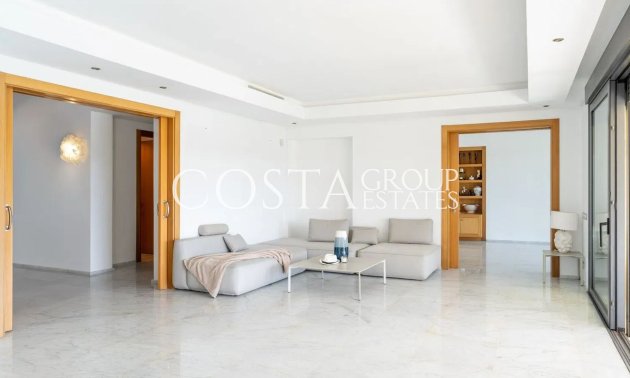 New Build - Villa -
San Roque