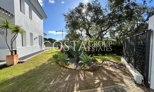 New Build - Villa -
San Roque