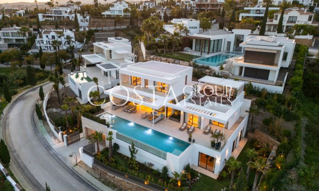 Neue Gebäude - Villa -
Benahavís