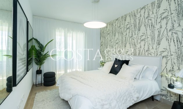 Neue Gebäude - Apartments -
Estepona