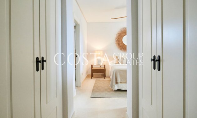 Neue Gebäude - Apartments -
Marbella