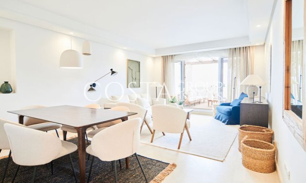 Neue Gebäude - Apartments -
Marbella