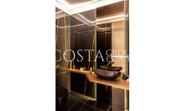 Nowy budynek - Willa -
Benahavís